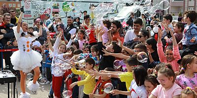 23 Nisan Ulusal Egemenlik ve Çocuk Bayramı Festival Havasında Geçecek